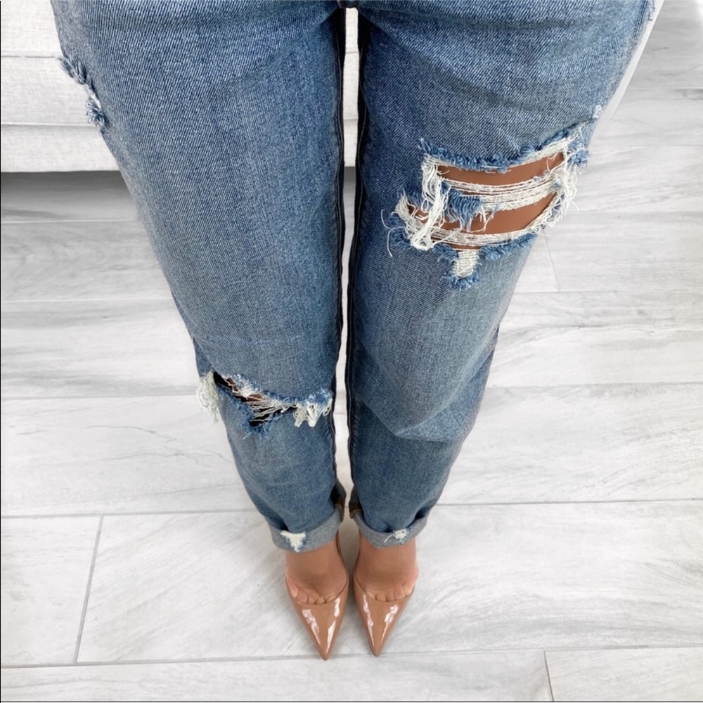🔄🆕 Reposh Ekattire “Evana” Boyfriend Jeans